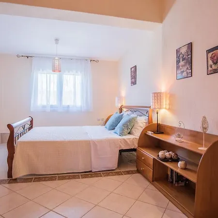 Diogenis Holiday home